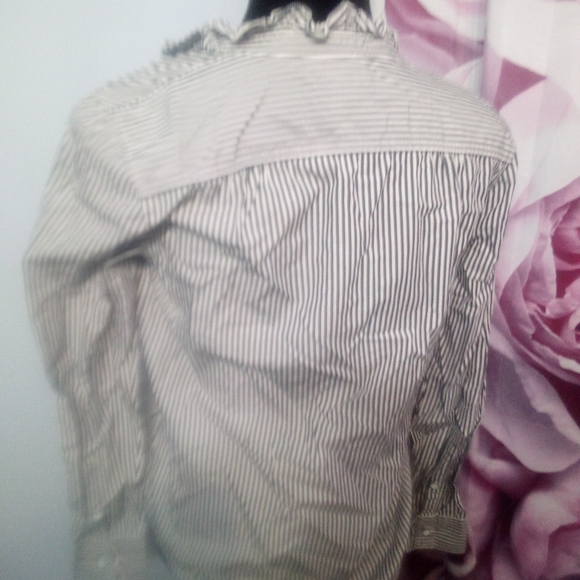 Gap Top - Picture 5 of 7